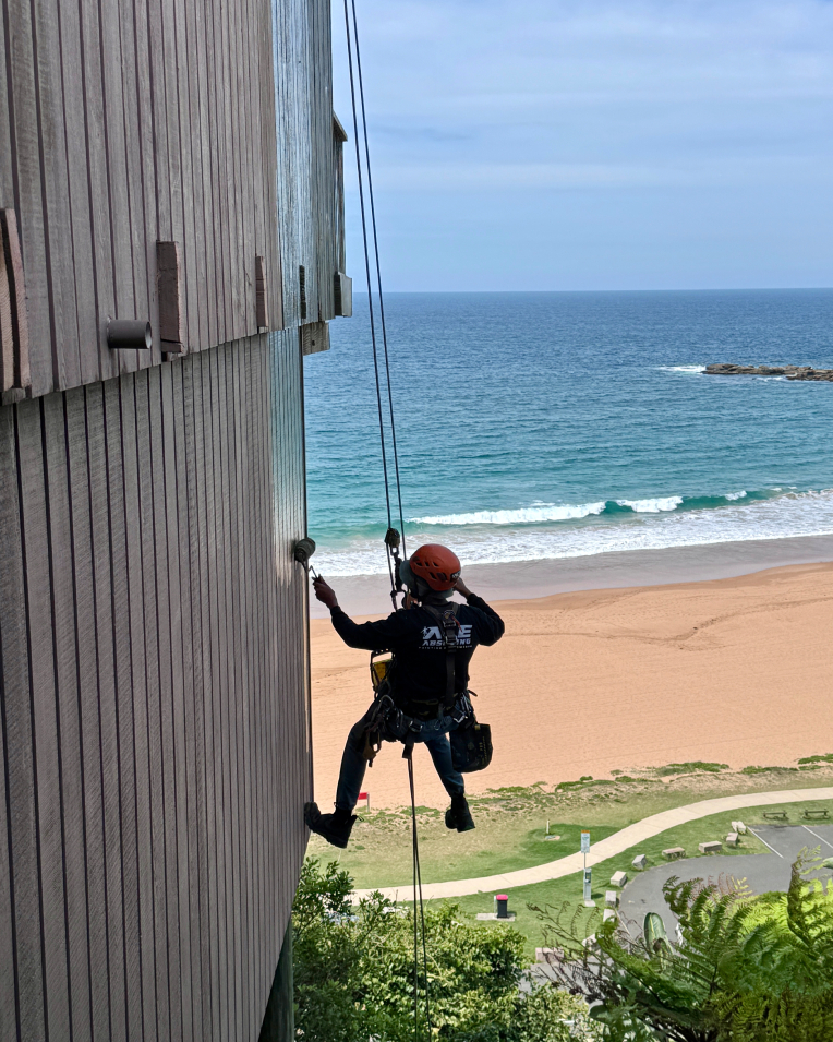 Rope Access Painter Sydney